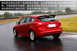 2013款福特两厢福克斯2.0L赛道试驾