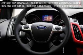 2013款福特两厢福克斯2.0L赛道试驾