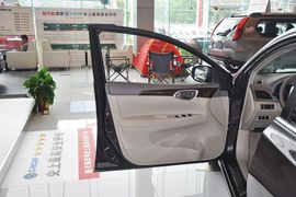 2012款日产轩逸1.6XL