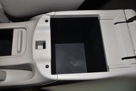 2012款日产轩逸1.6XL
