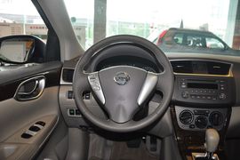 2012款日产轩逸1.6XL