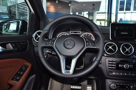 2013款奔驰B260