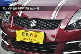   2013款铃木雨燕20周年限量版到店图解