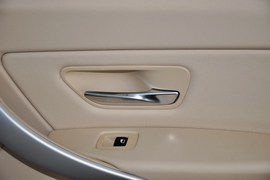 2013款华晨宝马316i进取型