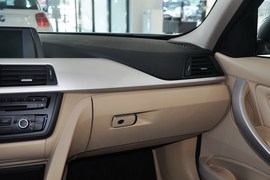 2013款华晨宝马316i进取型