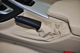 2013款华晨宝马316i进取型