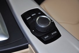 2013款华晨宝马316i进取型