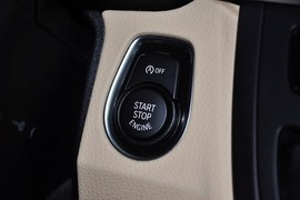 2013款华晨宝马316i进取型