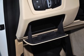 2013款华晨宝马316i进取型