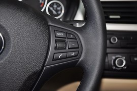 2013款华晨宝马316i进取型