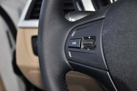 2013款华晨宝马316i进取型