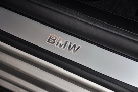 2013款宝马740Li