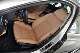 2013款宝马740Li