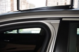 2013款宝马740Li