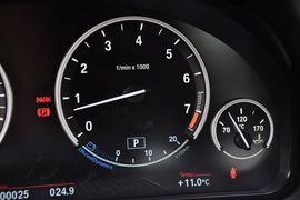 2013款宝马740Li