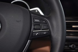 2013款宝马740Li