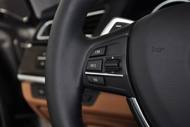 2013款宝马740Li