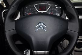 2014款雪铁龙全新爱丽舍1.6L手自一体舒适型