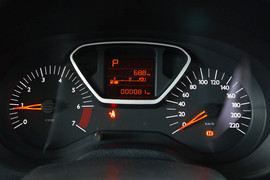 2014款雪铁龙全新爱丽舍1.6L手自一体舒适型