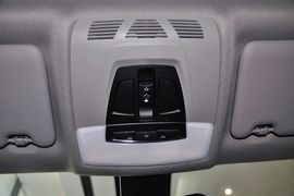 2013款华晨宝马316i运动设计套装