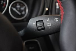 2013款华晨宝马316i运动设计套装