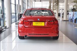2013款华晨宝马316i运动设计套装