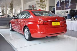 2013款华晨宝马316i运动设计套装