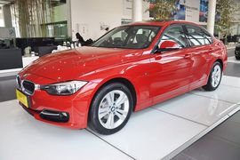 2013款华晨宝马316i运动设计套装