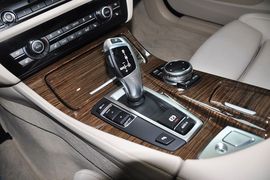 2014款宝马530Li风尚设计套装