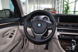 2014款宝马530Li风尚设计套装