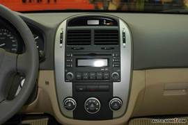 起亚赛拉图09上海车展实拍