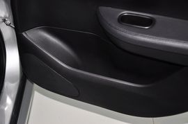 2013款标致307两厢1.6L手动舒适版