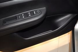 2013款标致307两厢1.6L手动舒适版