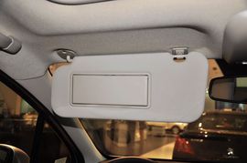 2013款标致307两厢1.6L手动舒适版