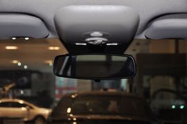 2013款标致307两厢1.6L手动舒适版