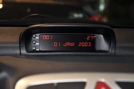 2013款标致307两厢1.6L手动舒适版