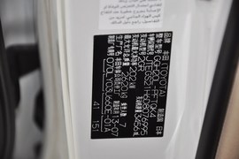 2012款丰田埃尔法3.5L豪华版