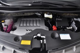 2012款丰田埃尔法3.5L豪华版