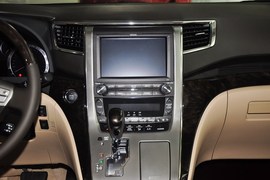 2012款丰田埃尔法3.5L豪华版