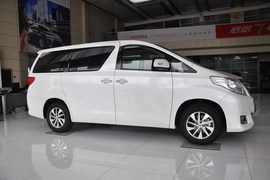 2012款丰田埃尔法3.5L豪华版
