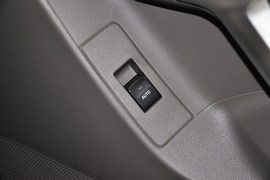 2014款丰田逸致180E自动精英版