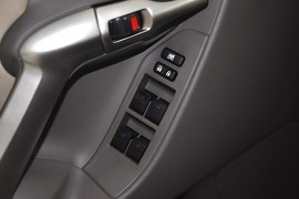2014款丰田逸致180E自动精英版