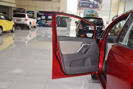2014款丰田逸致180E自动精英版