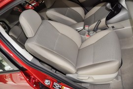 2014款丰田逸致180E自动精英版