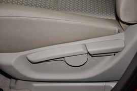 2014款丰田逸致180E自动精英版