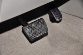 2014款丰田逸致180E自动精英版