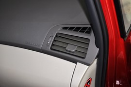 2014款丰田逸致180E自动精英版
