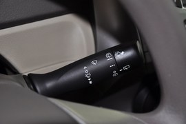 2014款丰田逸致180E自动精英版