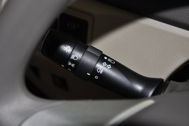 2014款丰田逸致180E自动精英版