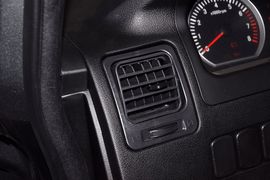 2013款东风风行菱智1.5L